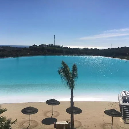 Alcazaba Lagoon Apartment *