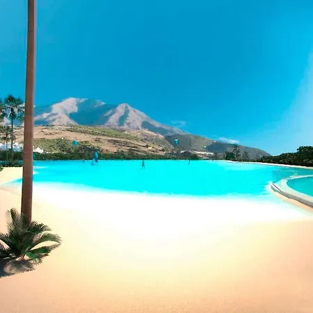 Alcazaba Lagoon