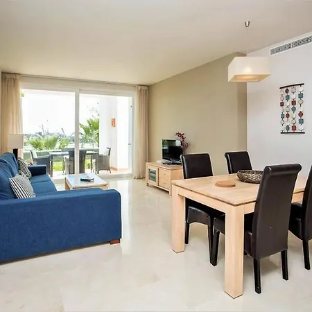 Alcazaba Lagoon Apartment Estepona